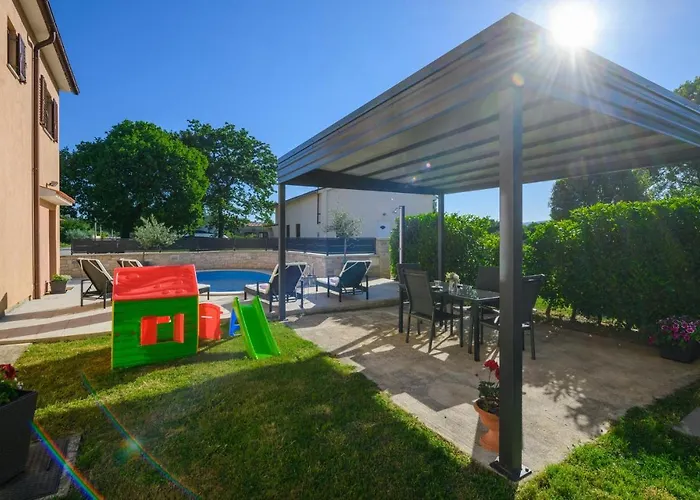 Dobrani Cr Hébergement de vacances Rebici