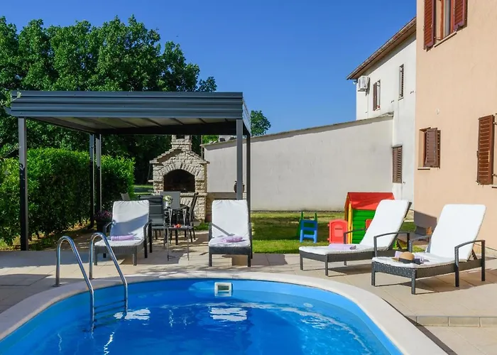 Hébergement de vacances Dobrani Cr Rebici